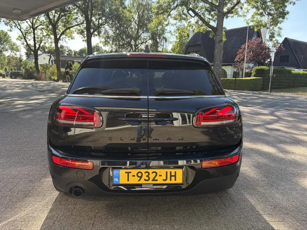 Mini Clubman 1.5 Cooper Classic Pano Leder Elc Stoelen uit 2023, foto 11