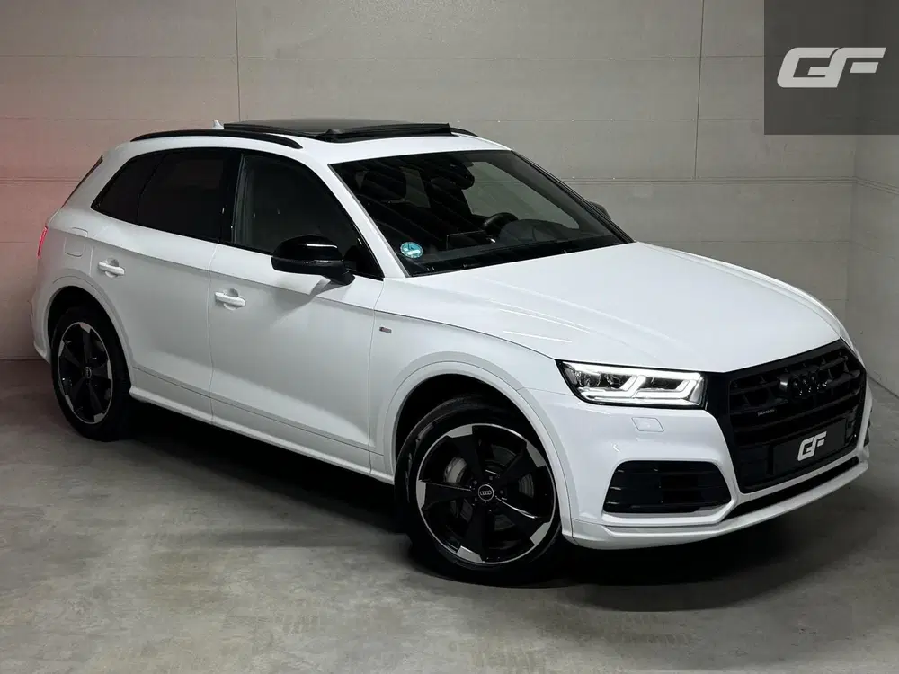 Audi Q5 50 TFSI e Quattro Black Edition S-Line Pan uit 2021, foto 2