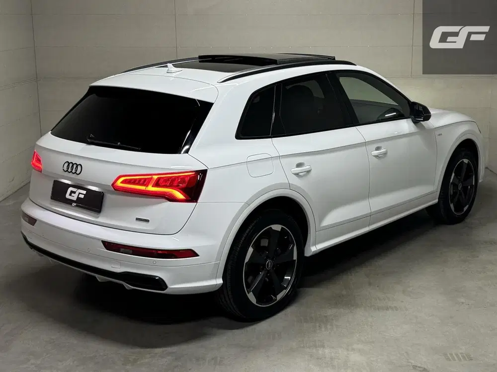 Audi Q5 50 TFSI e Quattro Black Edition S-Line Pan uit 2021, foto 5