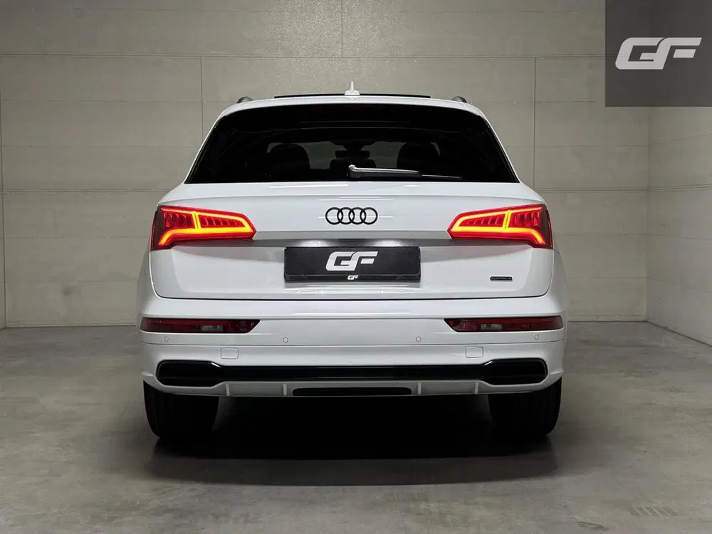 Audi Q5 50 TFSI e Quattro Black Edition S-Line Pan uit 2021, foto 6