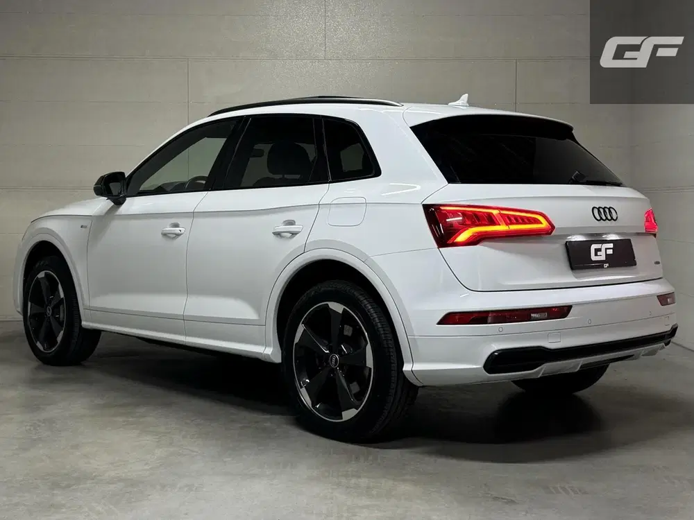 Audi Q5 50 TFSI e Quattro Black Edition S-Line Pan uit 2021, foto 7