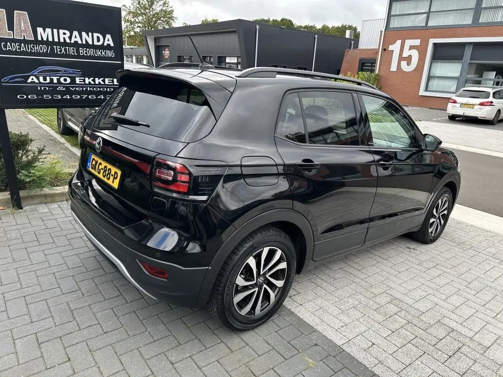 Volkswagen T-Cross 1.0 TSI Active Virtuele klok clima stoelv uit 2022, foto 4