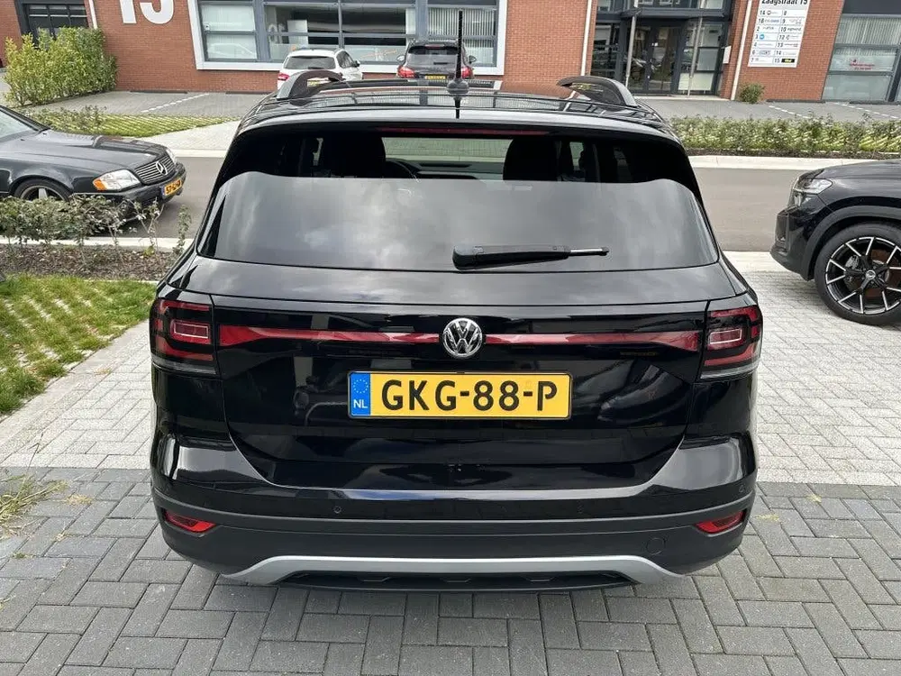 Volkswagen T-Cross 1.0 TSI Active Virtuele klok clima stoelv uit 2022, foto 5