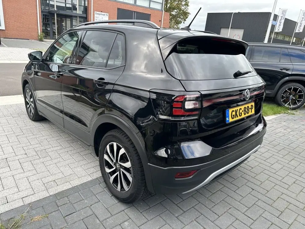 Volkswagen T-Cross 1.0 TSI Active Virtuele klok clima stoelv uit 2022, foto 6