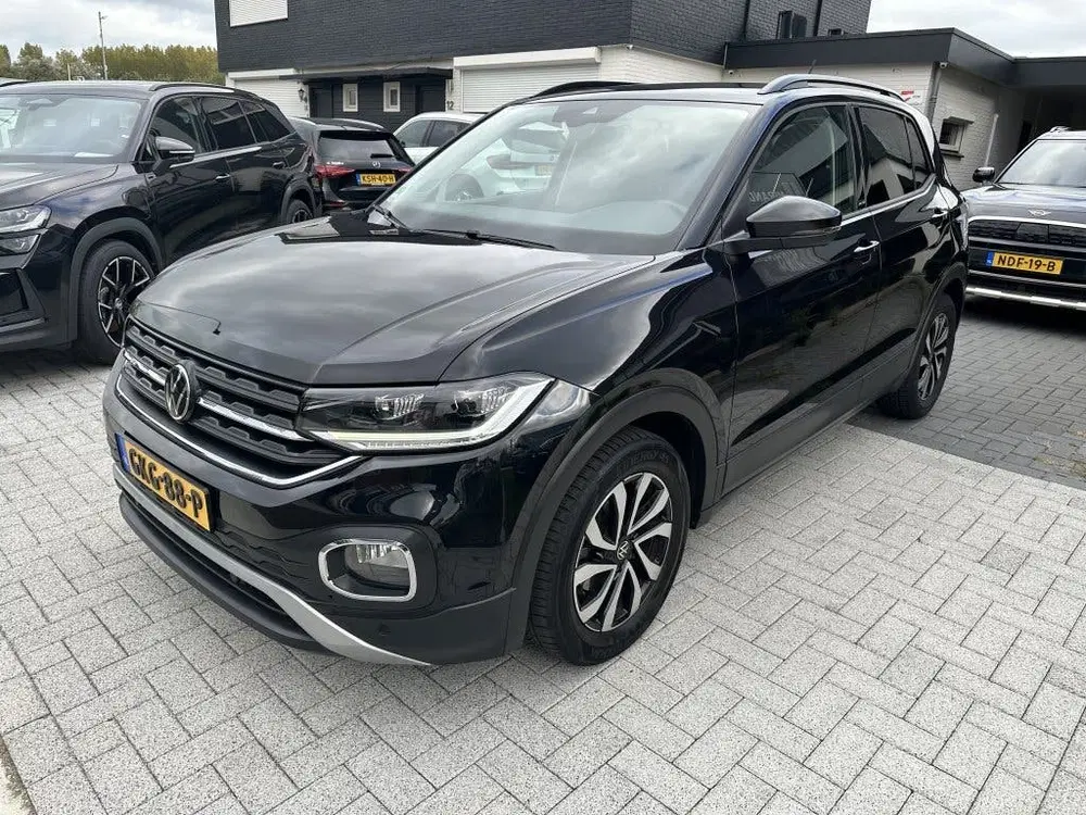 Volkswagen T-Cross 1.0 TSI Active Virtuele klok clima stoelv uit 2022, foto 7