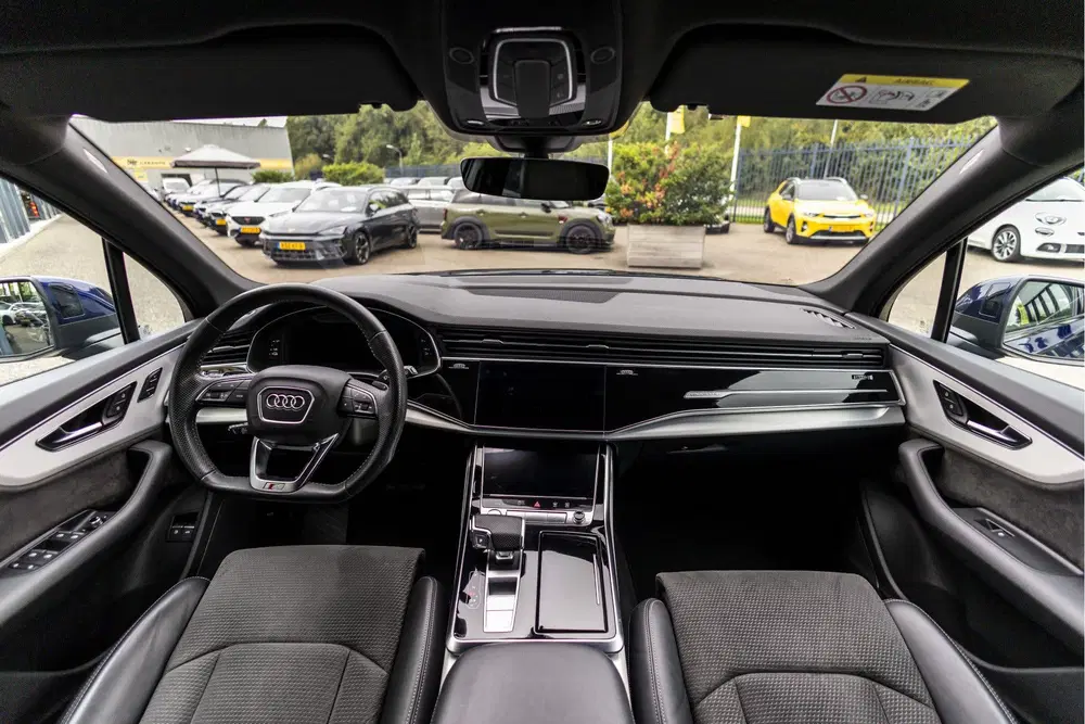 Audi Q7 55 TFSI e quattro Pro Line S uit 2020, foto 2