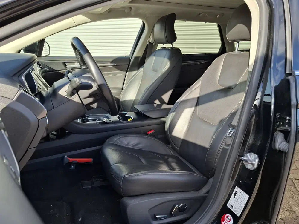 Ford Mondeo 2.0 IVCT HEV Titanium uit 2019, foto 5