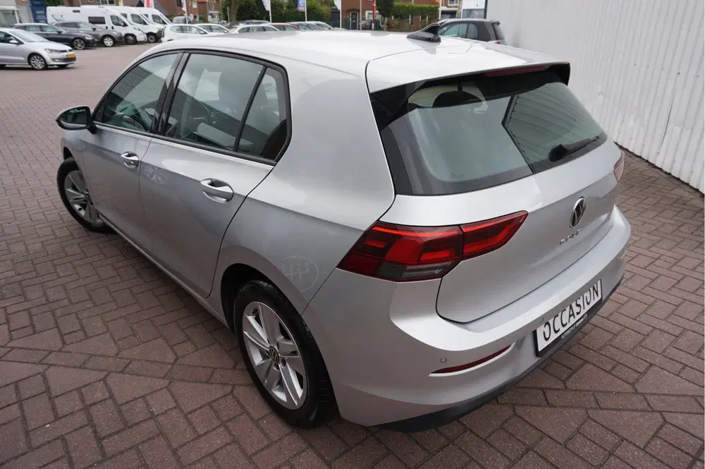 Volkswagen Golf 1.5 TSI 110KW Life (bj 2023) uit 2023, foto 3