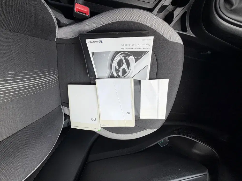 Hyundai i10 1.0 Comfort uit 2023, foto 11