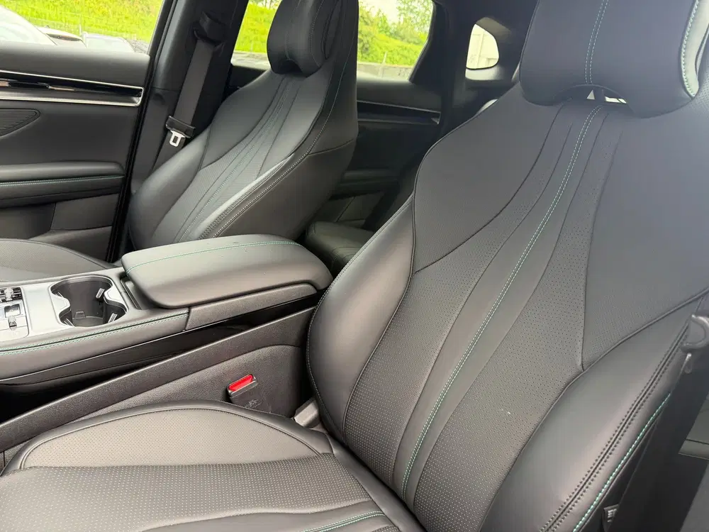 BYD Seal U 1.5 DM-i FWD Boost NAVI uit 2026, foto 10