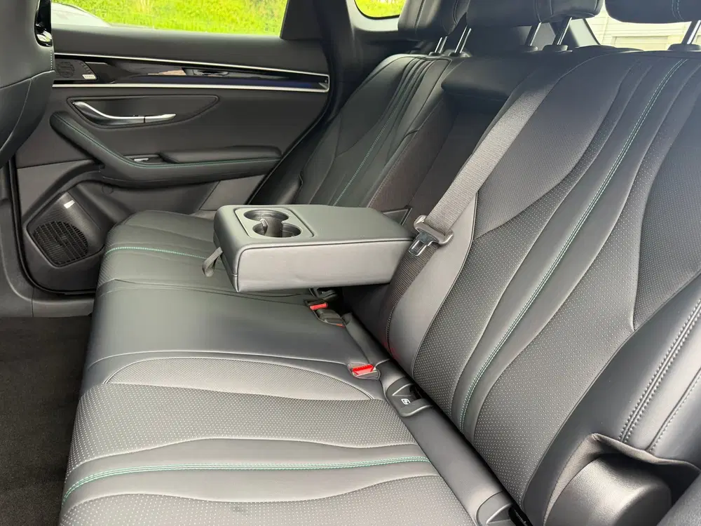 BYD Seal U 1.5 DM-i FWD Boost NAVI uit 2026, foto 11