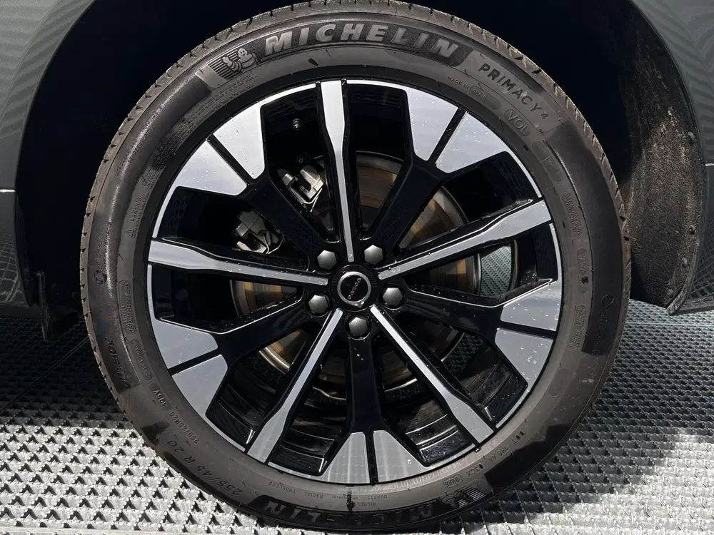 Volvo XC60 2.0 T6 Plug-in hybrid AWD Ultra Dark PHEV uit 2026, foto 12