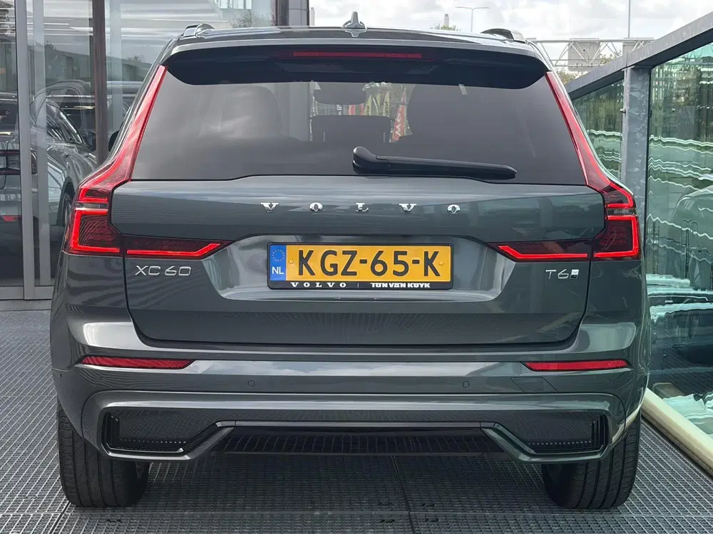 Volvo XC60 2.0 T6 Plug-in hybrid AWD Ultra Dark PHEV uit 2026, foto 9