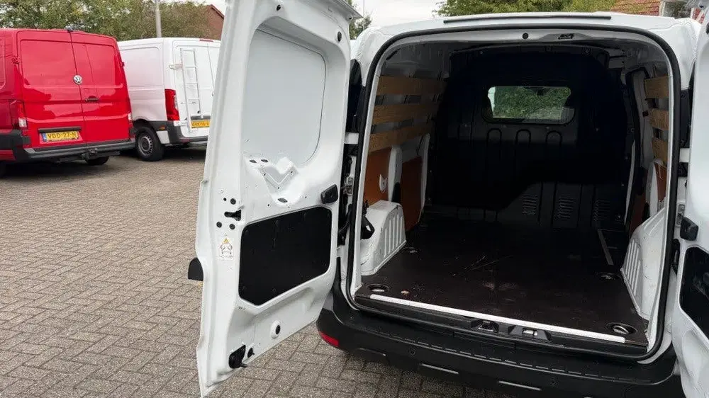Renault Express 1.5 DCI 55KW 75PK EURO 6 NAVIGATIE uit 2023, foto 12