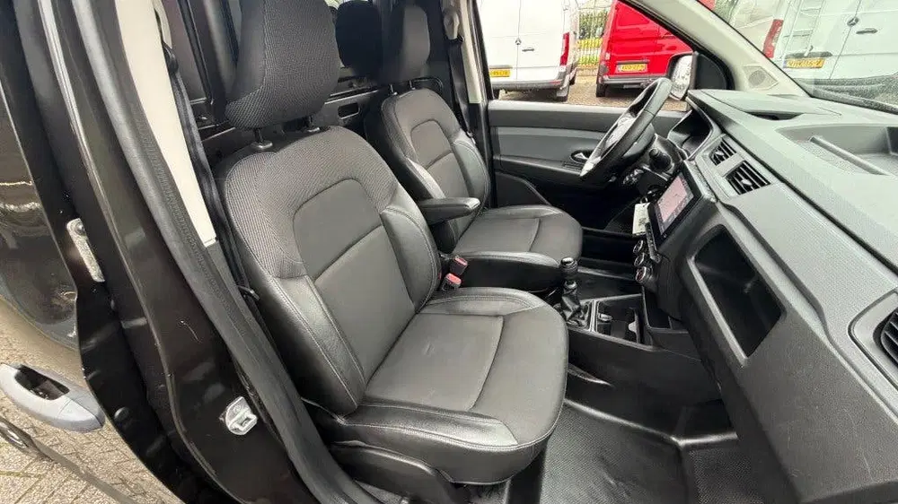 Renault Express 1.5 DCI 55KW 75PK EURO 6 NAVIGATIE uit 2023, foto 6