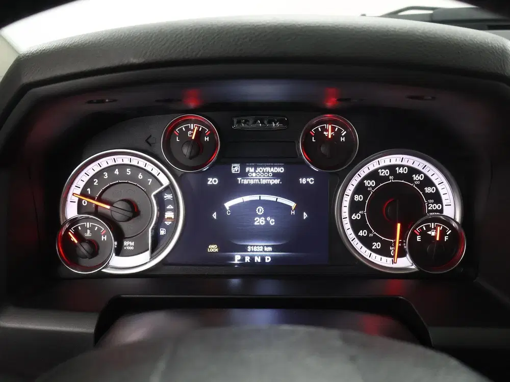Dodge RAM 5.7 V8 4X4 uit 2024, foto 14