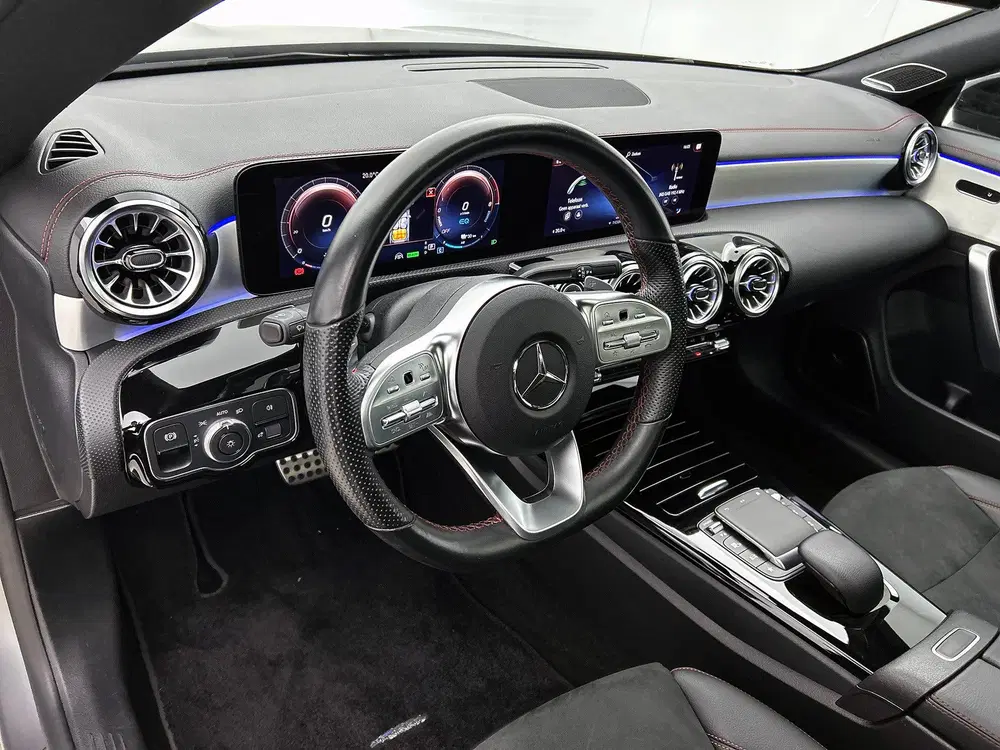 Mercedes-Benz CLA 250 e AMG Line Pano uit 2023, foto 2