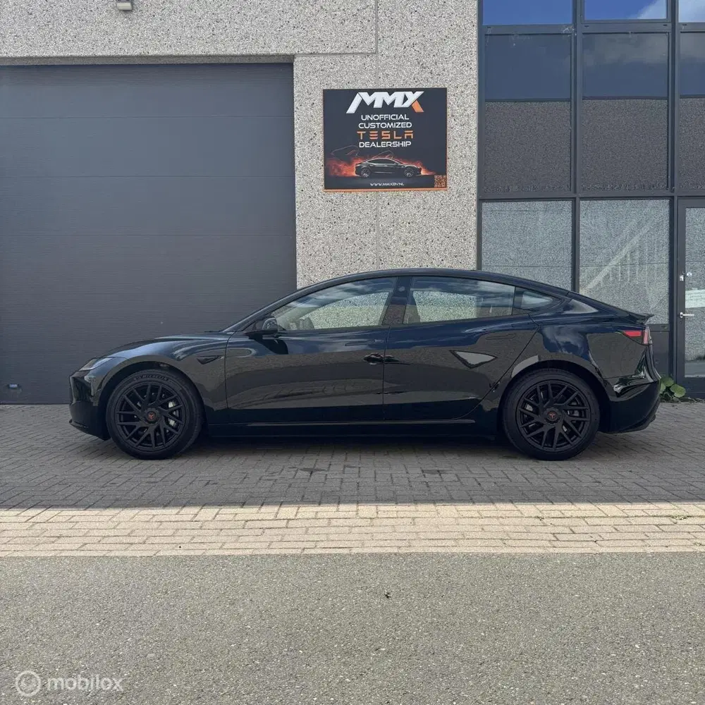 Tesla Model 3 HIGHLAND PREMIUM LFP RWD+MMX PACK+IAP+SOH9 uit 2024, foto 6