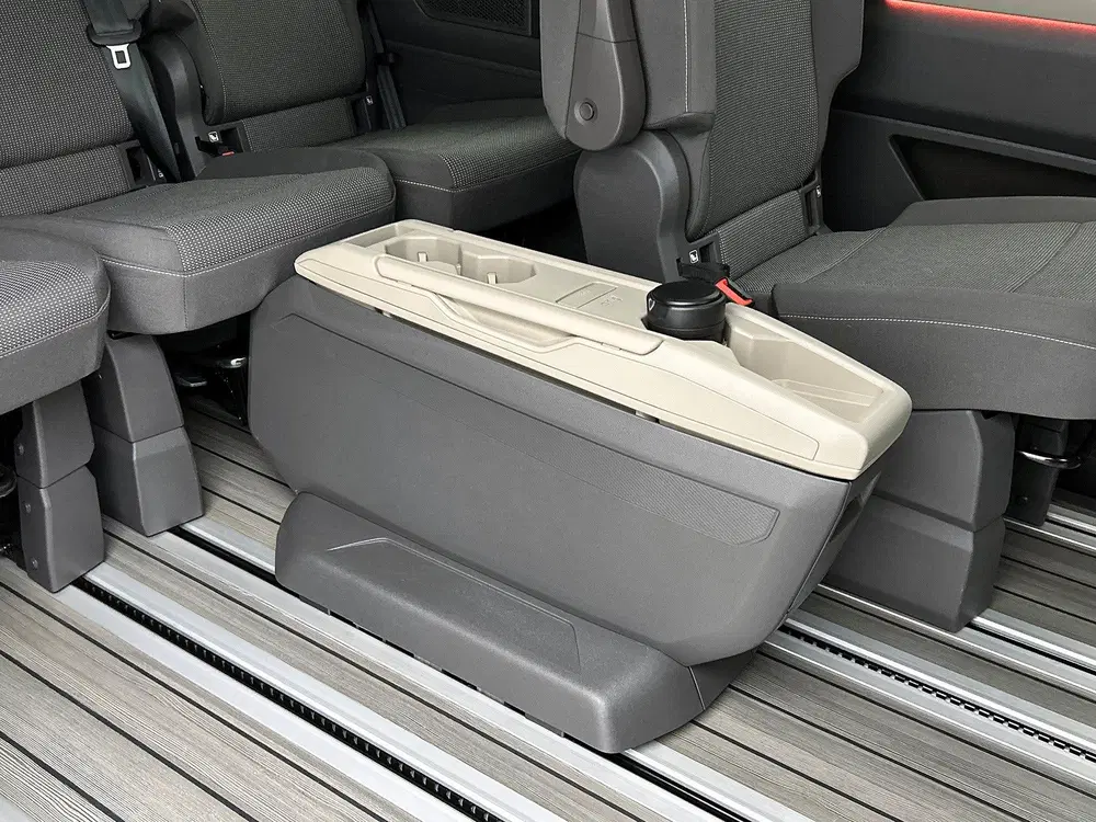 Volkswagen Multivan 1.5 eHybrid L2 Bulli Edition 4Motion 6p. uit 2025, foto 12
