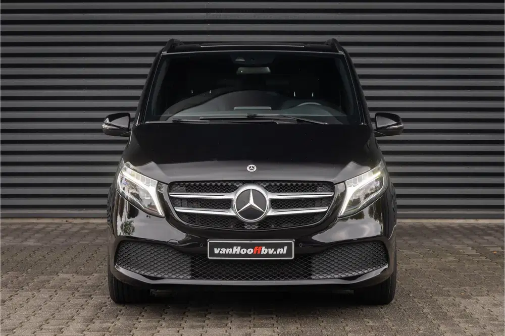 Mercedes-Benz V-Klasse 300d Extra Lang Standkachel uit 2021, foto 2