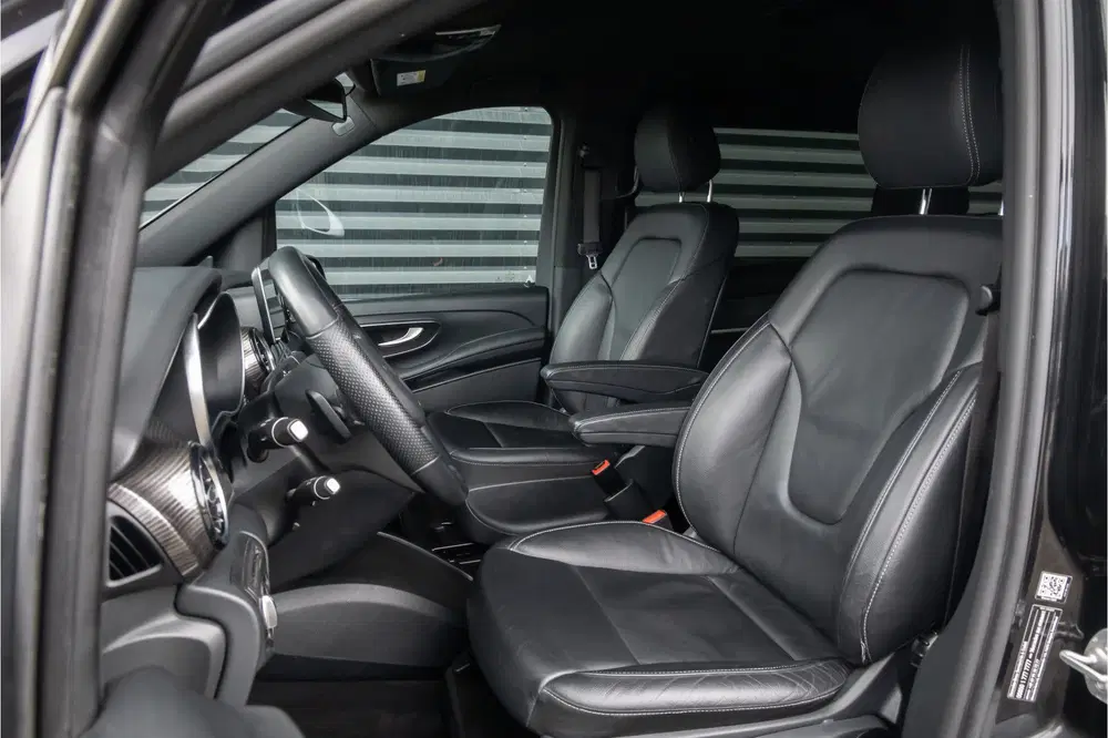 Mercedes-Benz V-Klasse 300d Extra Lang Standkachel uit 2021, foto 6