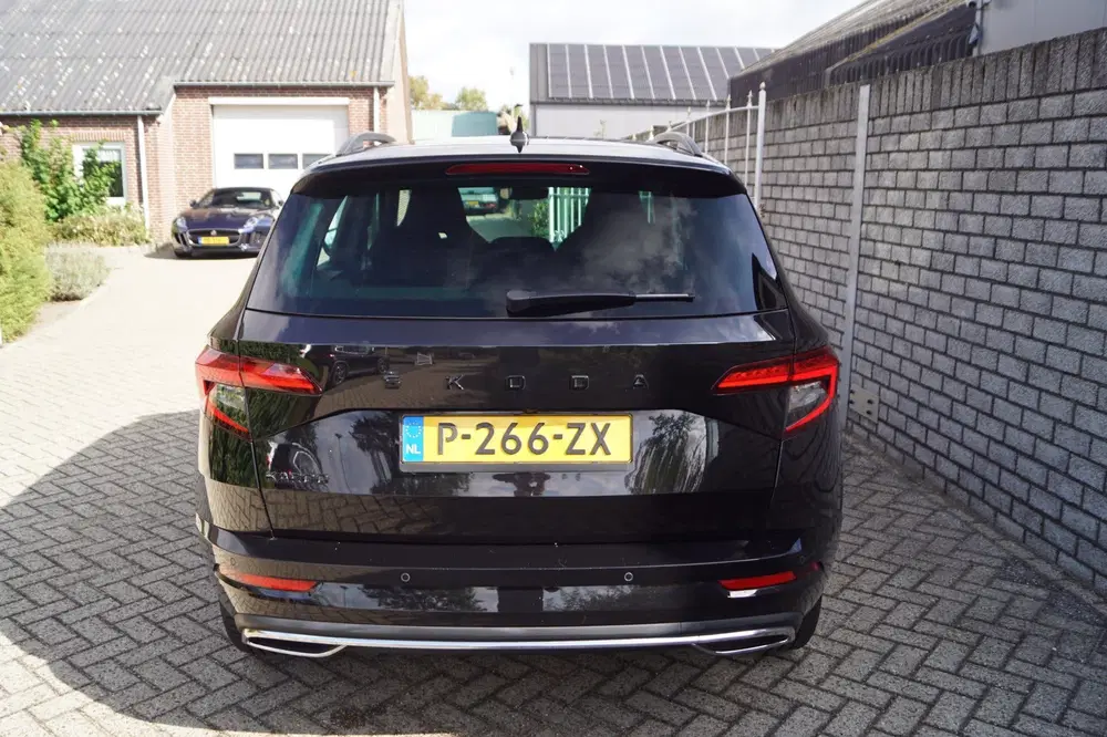 Skoda Karoq 1.5 TSI ACT Sportline Business Autom Sport uit 2022, foto 4