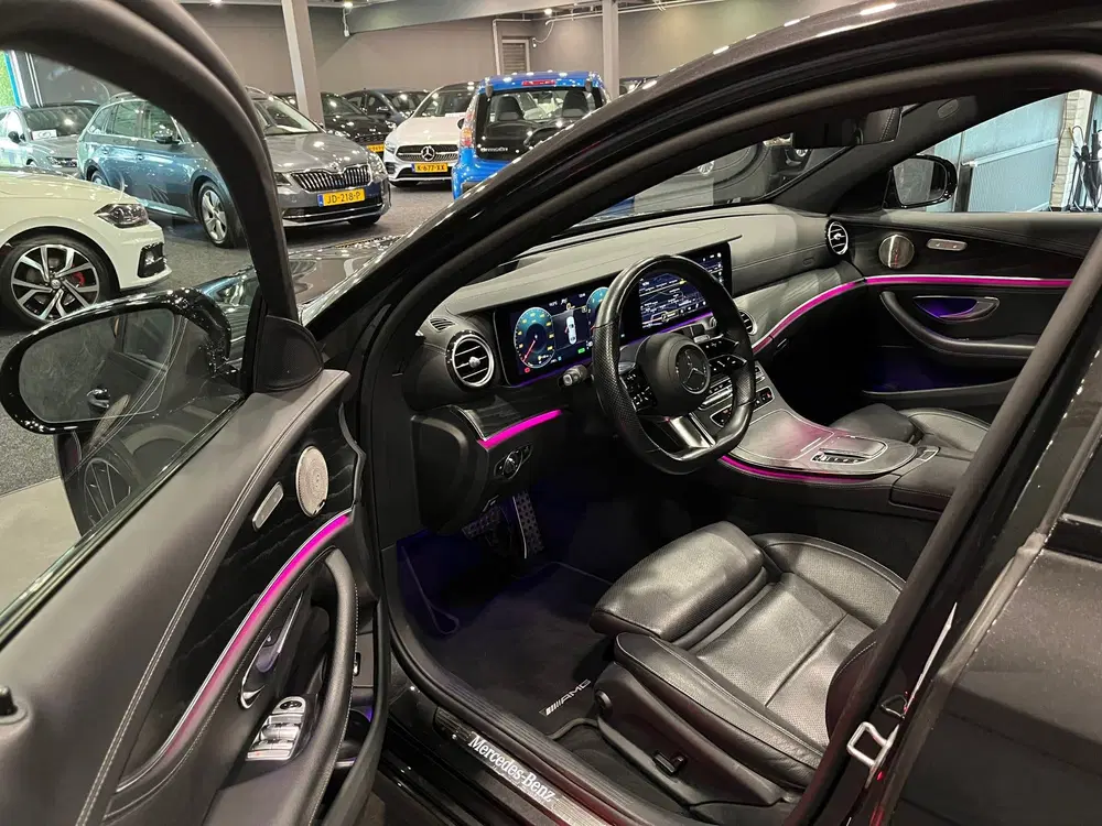 Mercedes-Benz E-Klasse 450 4MATIC AMG NIGHT FACELIFT uit 2022, foto 3