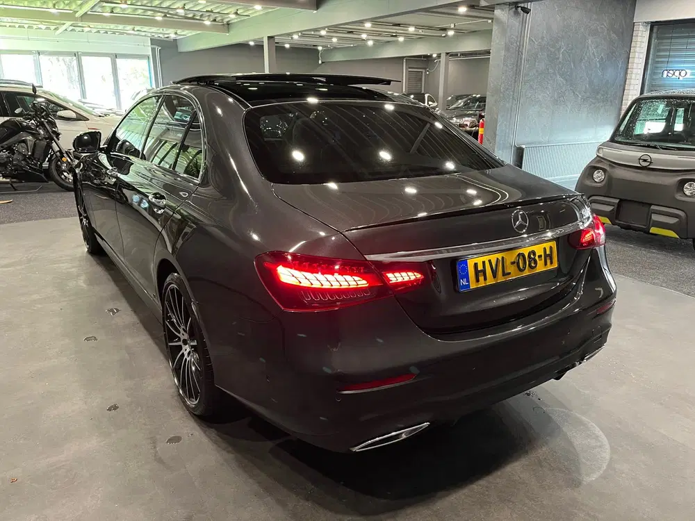 Mercedes-Benz E-Klasse 450 4MATIC AMG NIGHT FACELIFT uit 2022, foto 5