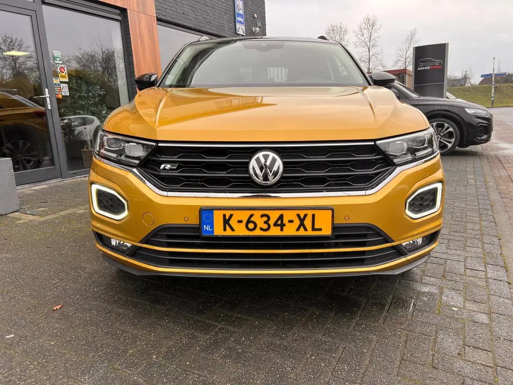 Volkswagen T-Roc 1.5 TSI DSG Sport Business R-line uit 2019, foto 11
