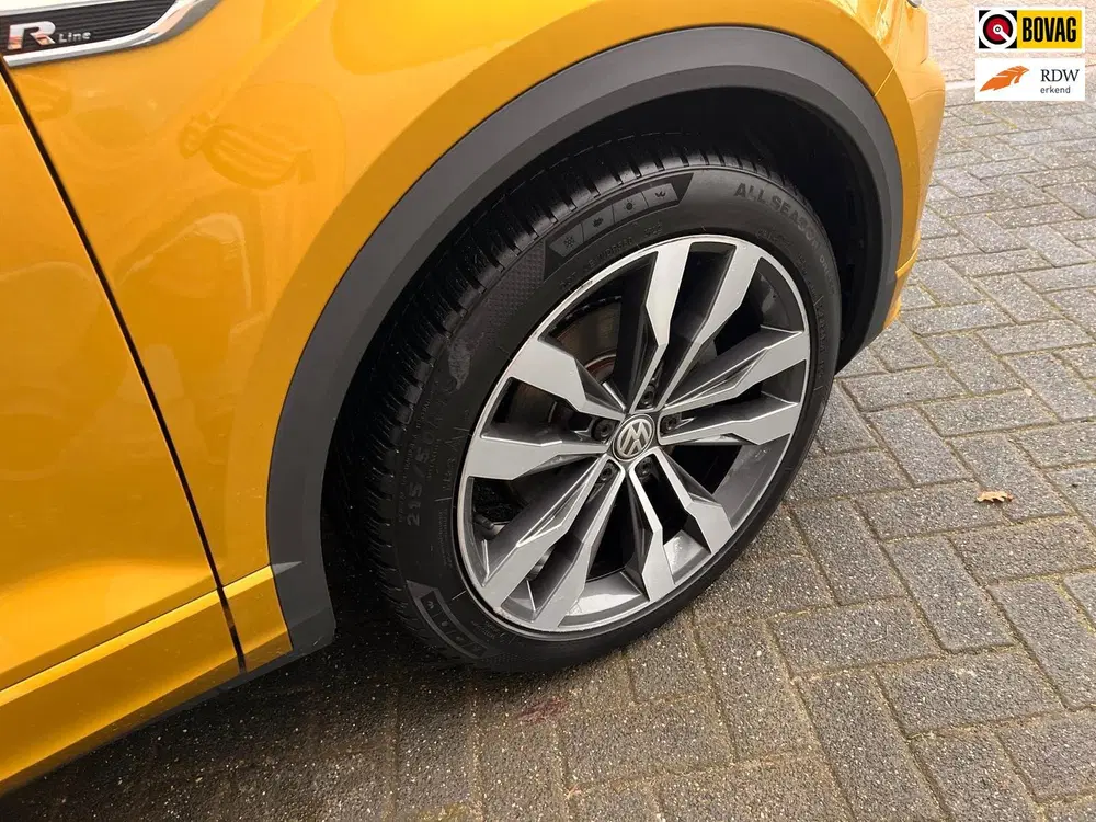 Volkswagen T-Roc 1.5 TSI DSG Sport Business R-line uit 2019, foto 13