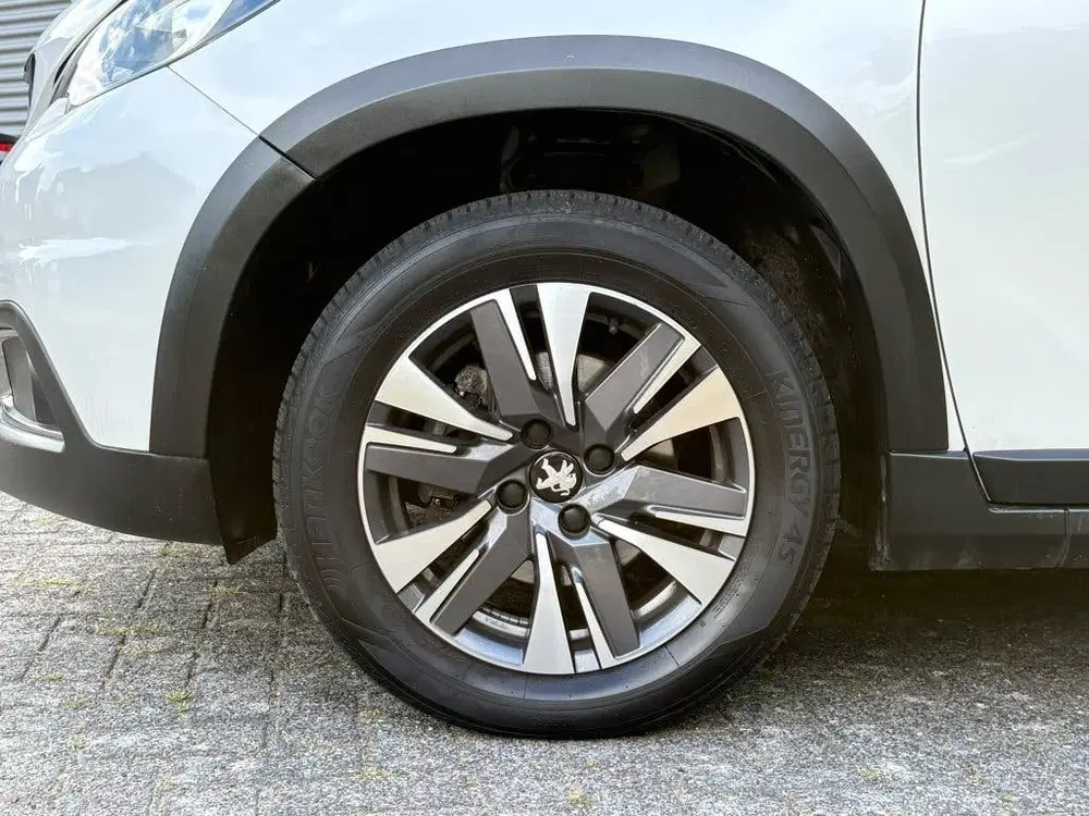 Peugeot 2008 1.2 PureTech Allure Distributie V.V AUTOMA uit 2019, foto 3