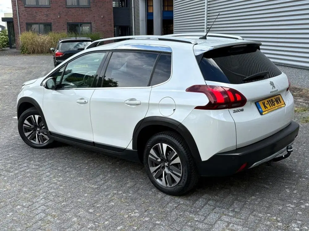 Peugeot 2008 1.2 PureTech Allure Distributie V.V AUTOMA uit 2019, foto 8