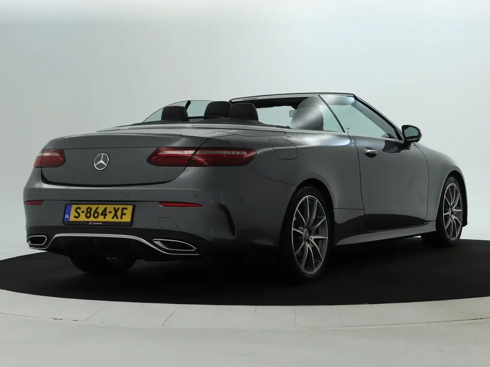 Mercedes-Benz E-Klasse 200 AMG Line uit 2023, foto 2
