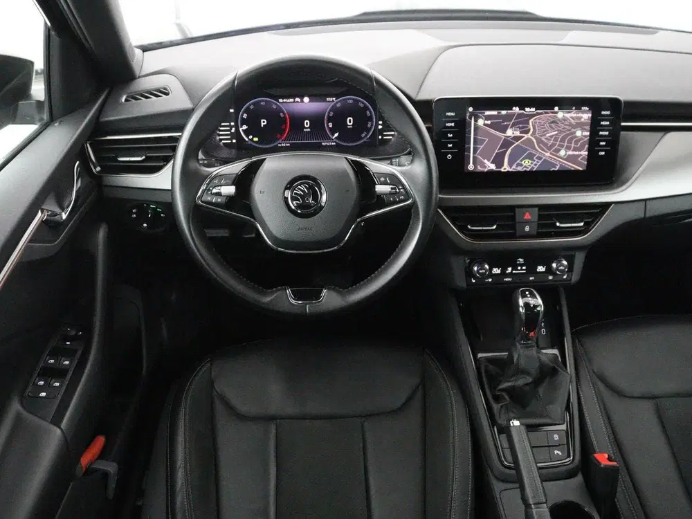 Skoda Kamiq 1.0 TSI Business Edition uit 2023, foto 3