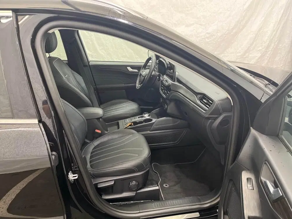 Ford Kuga 2.5 PHEV Vignale uit 2023, foto 10