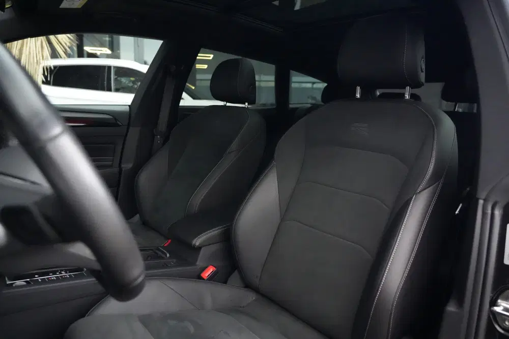 Volkswagen Arteon 1.4 TSI eHybrid R-Line Busi uit 2023, foto 4