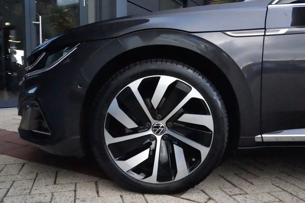 Volkswagen Arteon 1.4 TSI eHybrid R-Line Busi uit 2023, foto 6