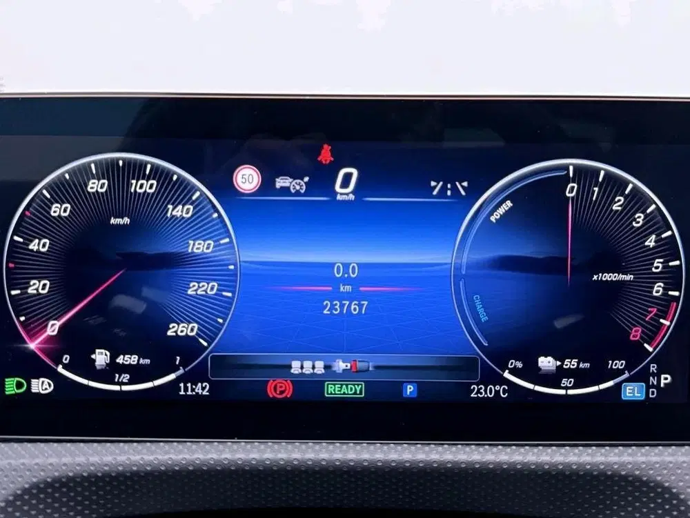 Mercedes-Benz CLA 250 e Business Solution AMG uit 2026, foto 2