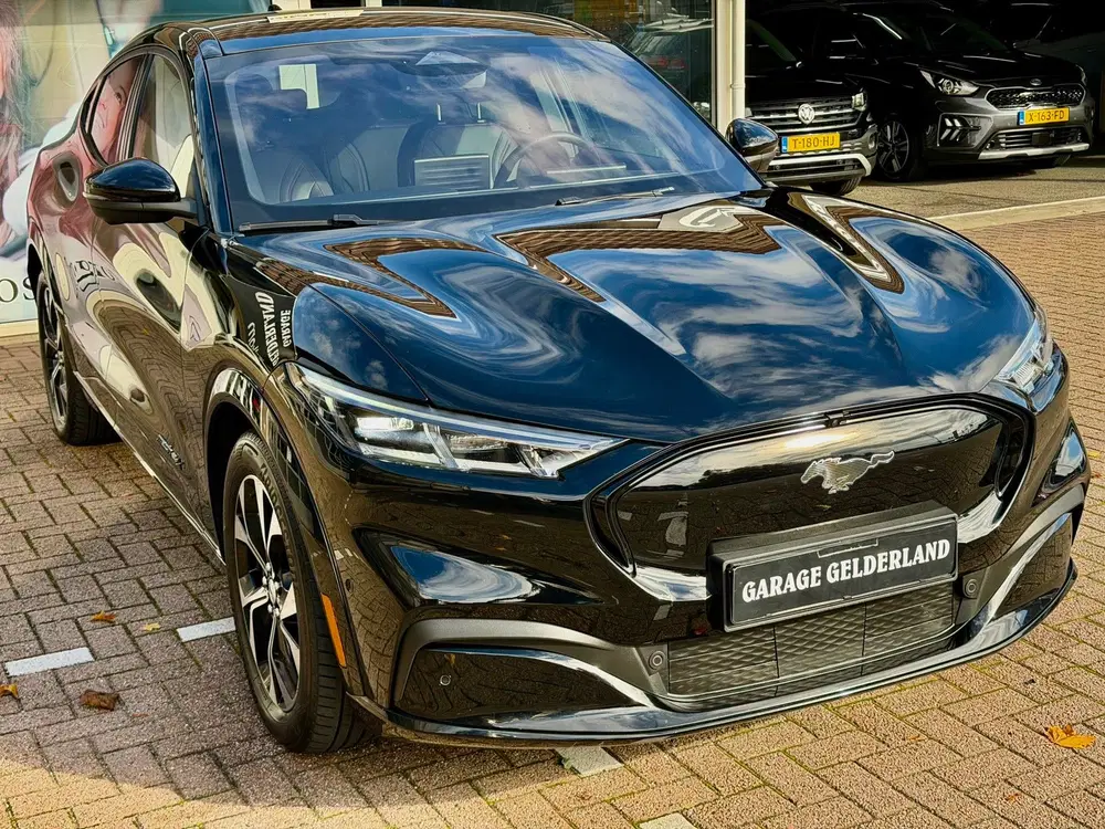 Ford Mustang Mach-E Extended Premium AWD 98 kWh uit 2023, foto 5