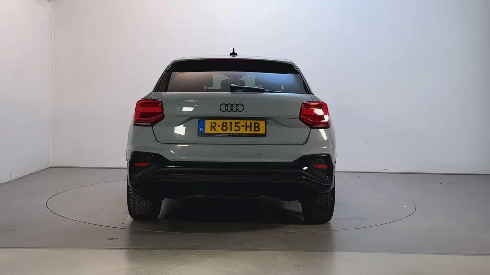 Audi Q2 35 TFSI S Edition S-Tronic Sfeerverlichtin uit 2022, foto 10