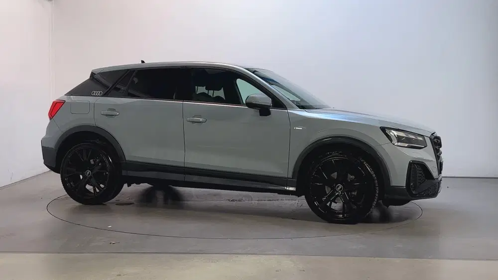 Audi Q2 35 TFSI S Edition S-Tronic Sfeerverlichtin uit 2022, foto 12