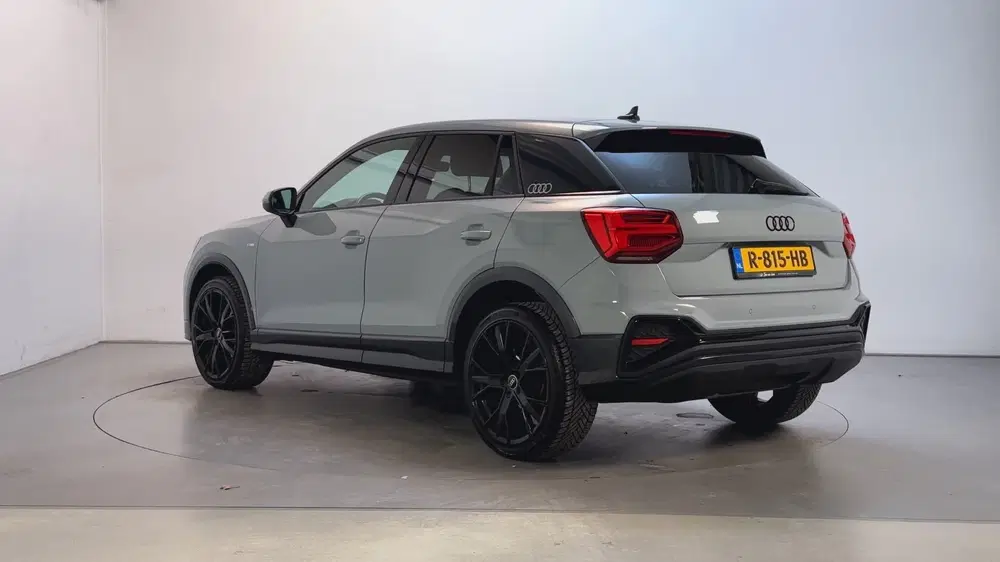 Audi Q2 35 TFSI S Edition S-Tronic Sfeerverlichtin uit 2022, foto 6