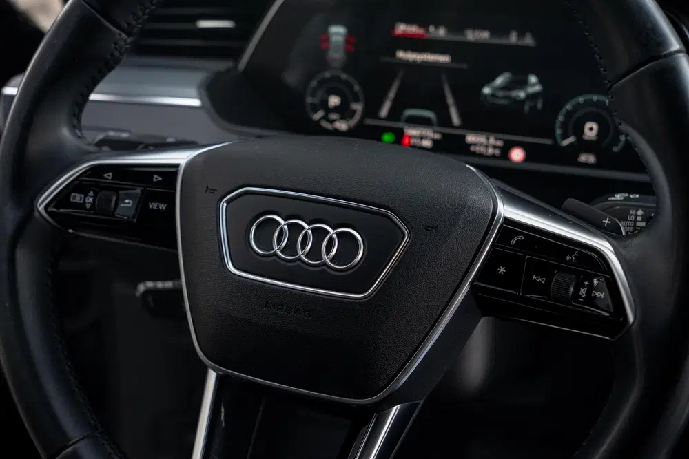 Audi e-tron 55 Quattro S-Line Edition 95 kWh uit 2020, foto 12