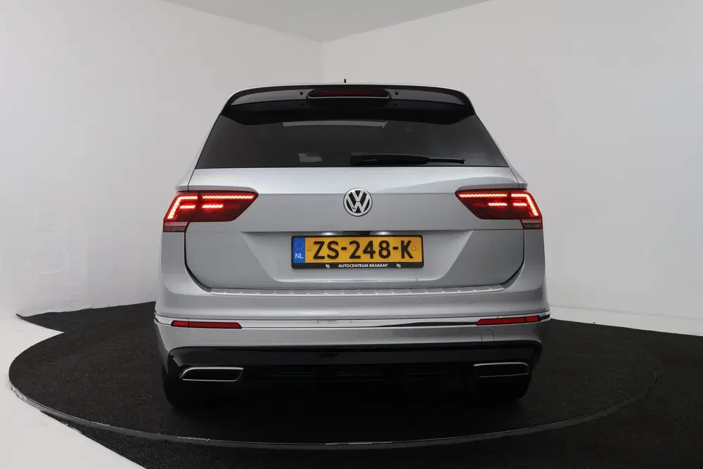 Volkswagen Tiguan Allspace 1.5 TSI Highline Business R-Line uit 2019, foto 10