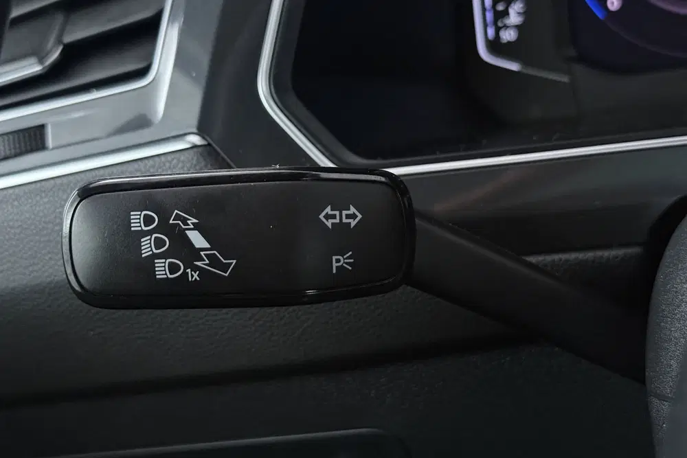 Volkswagen Tiguan Allspace 1.5 TSI Highline Business R-Line uit 2019, foto 14