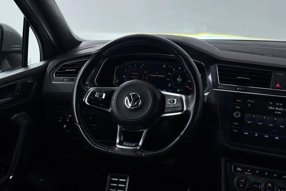 Volkswagen Tiguan Allspace 1.5 TSI Highline Business R-Line uit 2019, foto 4
