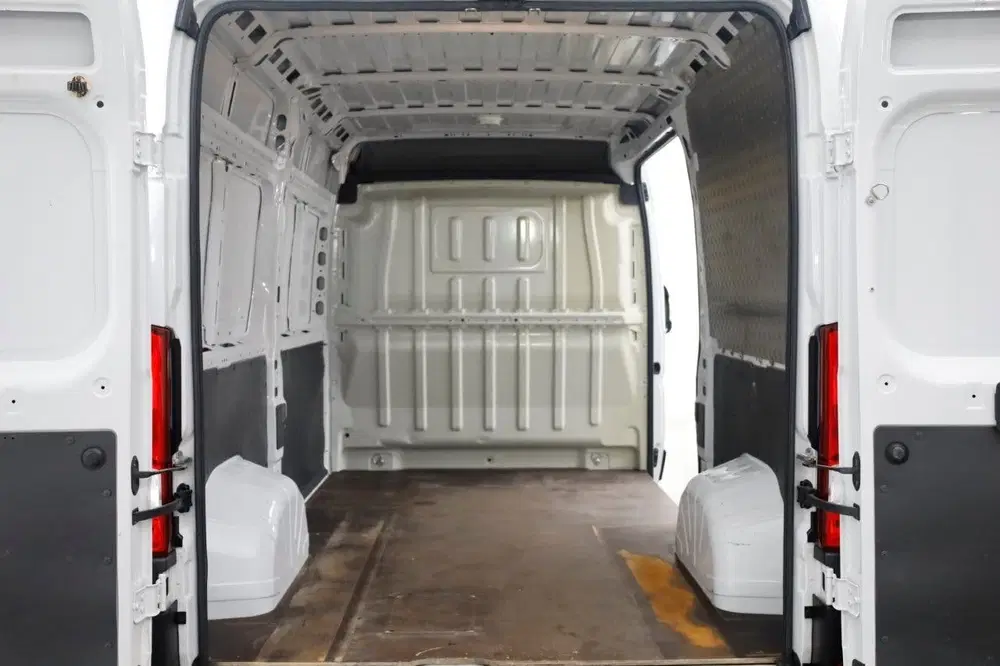 Citroën Jumper 2.2 BlueHDi 165pk L2H2 Airco uit 2022, foto 5