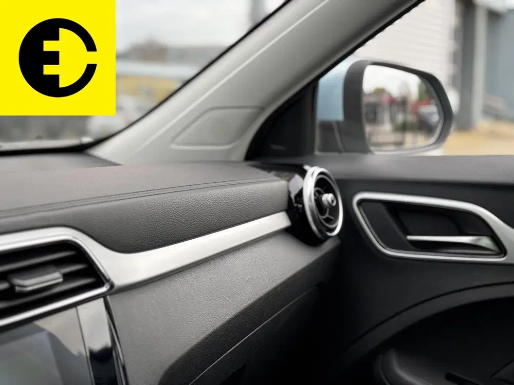 MG ZS EV Luxury 45 kWh uit 2019, foto 15