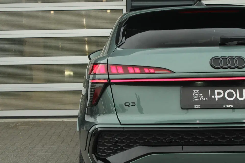 Audi Q3 1.5 272pk e-hybrid S edition uit 2026, foto 13