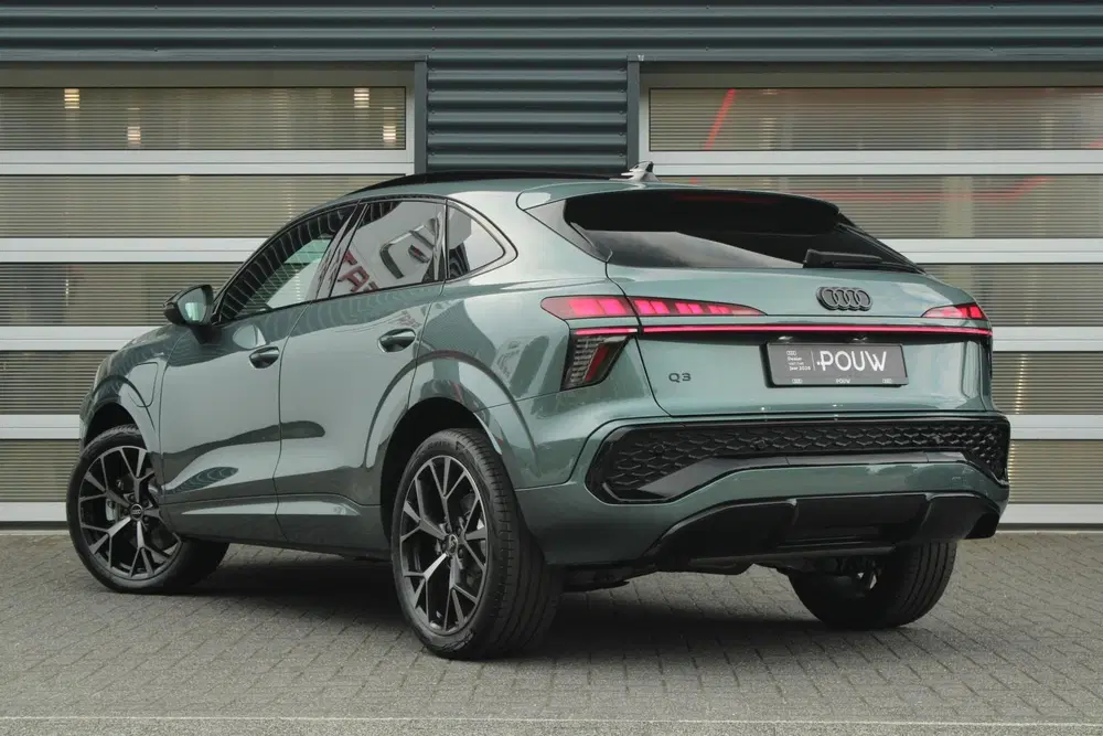 Audi Q3 1.5 272pk e-hybrid S edition uit 2026, foto 14
